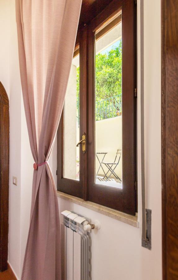 تاورمينا Villa Valverde Apartments E B&B المظهر الخارجي الصورة